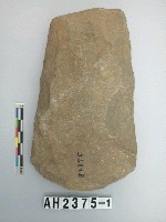 藏品(中型打製石斧)的圖片